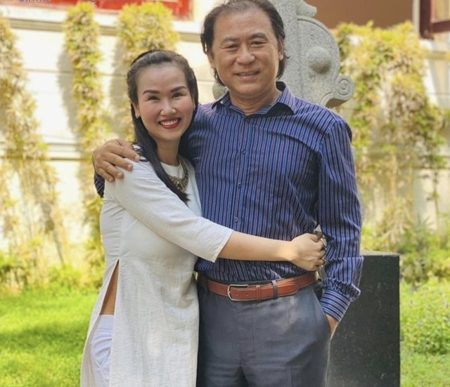 Nữ ca sĩ gi&agrave;u c&oacute; quyết kh&ocirc;ng bỏ học, sợ l&agrave;m một NSND thất vọng- Ảnh 2.