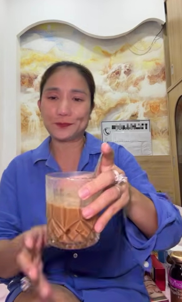 Nữ NSƯT xin visa đi Mỹ chơi, 6 lần mới đậu- Ảnh 1.