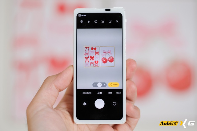 Sinh vi&ecirc;n Việt Nam biến Galaxy Z Fold đời đầu th&agrave;nh smartphone mini độc nhất: C&oacute; nhiều t&iacute;nh năng m&agrave; Galaxy Z Fold7 c&ograve;n chưa c&oacute;- Ảnh 12.