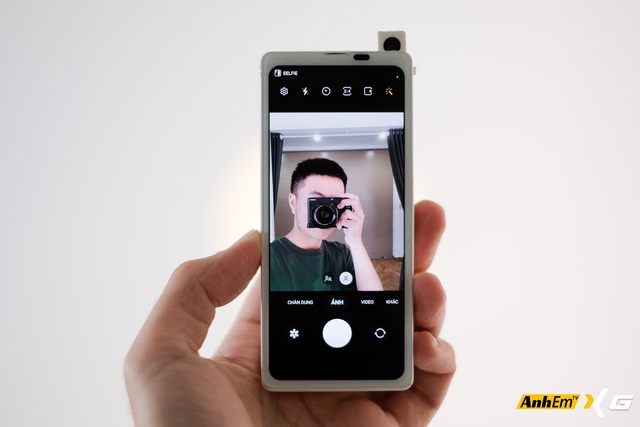 Sinh vi&ecirc;n Việt Nam biến Galaxy Z Fold đời đầu th&agrave;nh smartphone mini độc nhất: C&oacute; nhiều t&iacute;nh năng m&agrave; Galaxy Z Fold7 c&ograve;n chưa c&oacute;- Ảnh 7.