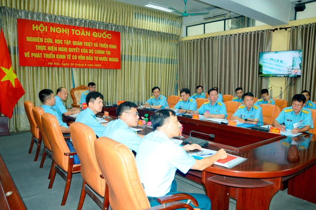 Học viện Ph&ograve;ng kh&ocirc;ng - Kh&ocirc;ng qu&acirc;n nghi&ecirc;n cứu, học tập, qu&aacute;n triệt v&agrave; triển khai thực hiện Nghị quyết của Bộ Ch&iacute;nh trị - Ảnh 2.