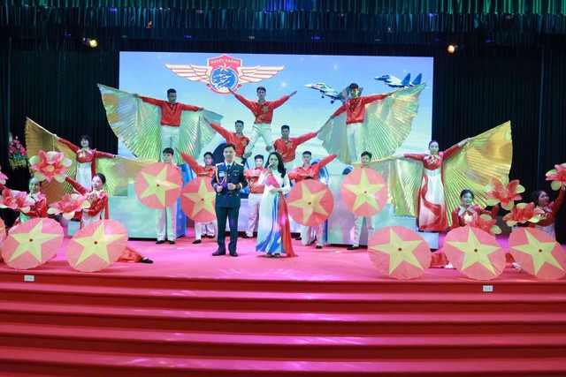 Sư đo&agrave;n 372 tổ chức Hội thi c&aacute;n bộ Đo&agrave;n giỏi v&agrave; tuy&ecirc;n truyền vi&ecirc;n trẻ năm 2026 - Ảnh 4.