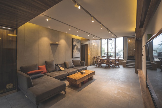Chàng trai chi 6,5 tỷ xây nhà 300m2 trên núi sống chill cùng gia đình - Ảnh 16.