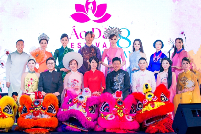 NTK Vũ Thảo Giang kể chuyện di sản qua bộ sưu tập “Tứ Bình Phú Quý” tại Mỹ - Ảnh 1.