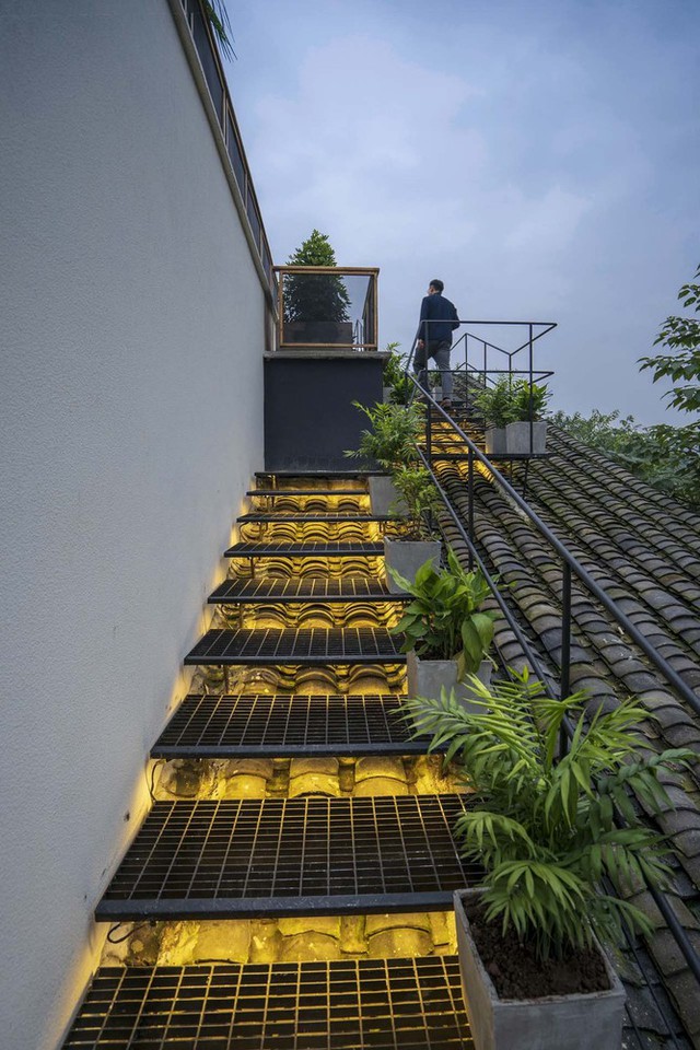 Chàng trai chi 6,5 tỷ xây nhà 300m2 trên núi sống chill cùng gia đình - Ảnh 11.