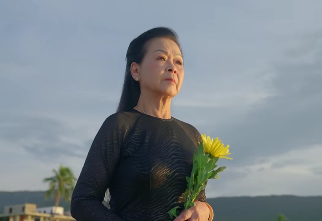 Khánh Ly tới Đà Nẵng: "Đó là nỗi ân hận tôi mang theo suốt cuộc đời" - Ảnh 2.