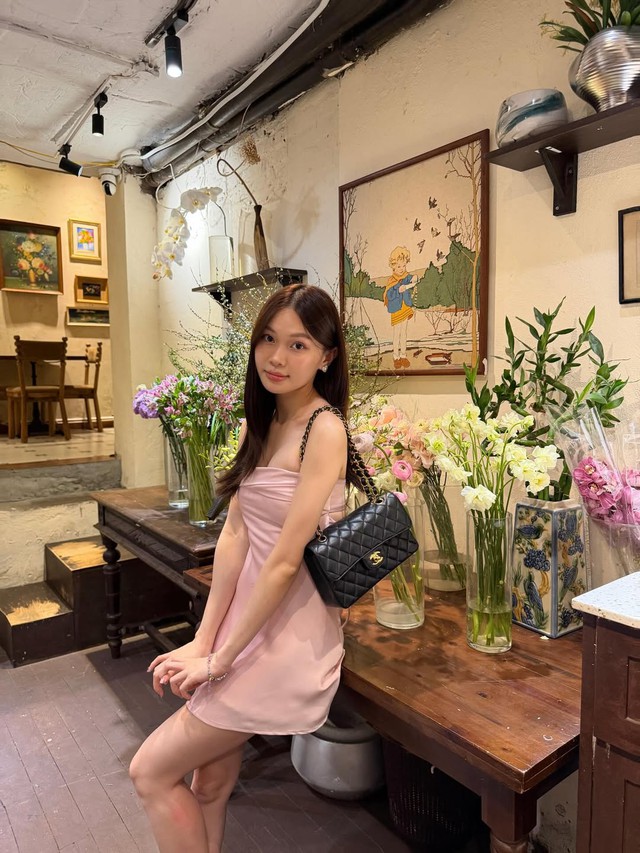 Mỹ nh&acirc;n sinh con xong &ldquo;l&ecirc;n hương&rdquo; nhan sắc lẫn style, ngắm xong chị em bảo: Chẳng sợ đẻ nữa! - Ảnh 3.