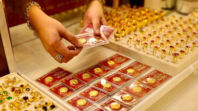 Một câu hỏi trước khi mua thêm vàng- Ảnh 1.