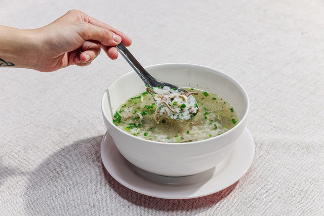 Bò 7 Món Ánh Hồng: 72 năm gìn giữ một phần ký ức đô thị Sài Gòn- Gia Định- Ảnh 15.