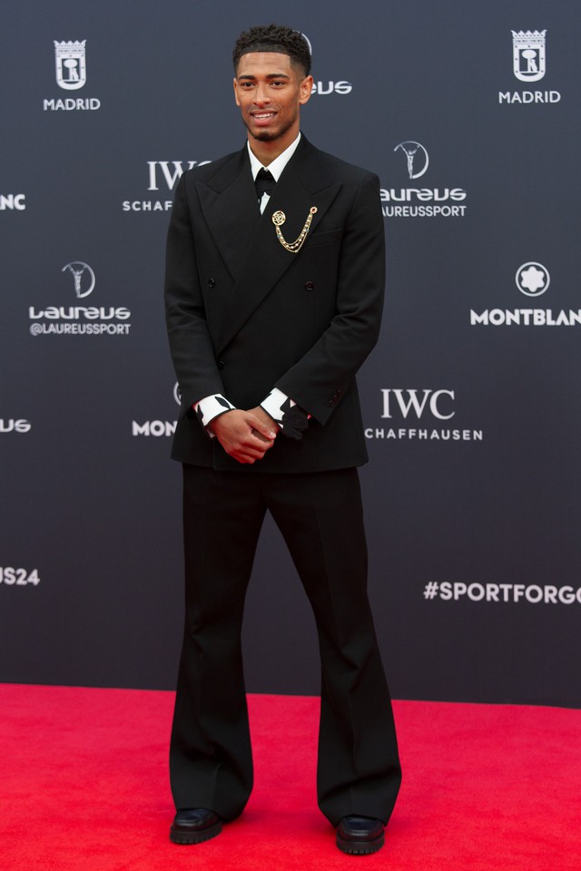 Bạn th&acirc;n tiễn Haaland về nước l&agrave; fashion boy ch&iacute;nh hiệu, ra khỏi s&acirc;n cỏ l&agrave; "con cưng" của Louis Vuitton- Ảnh 8.