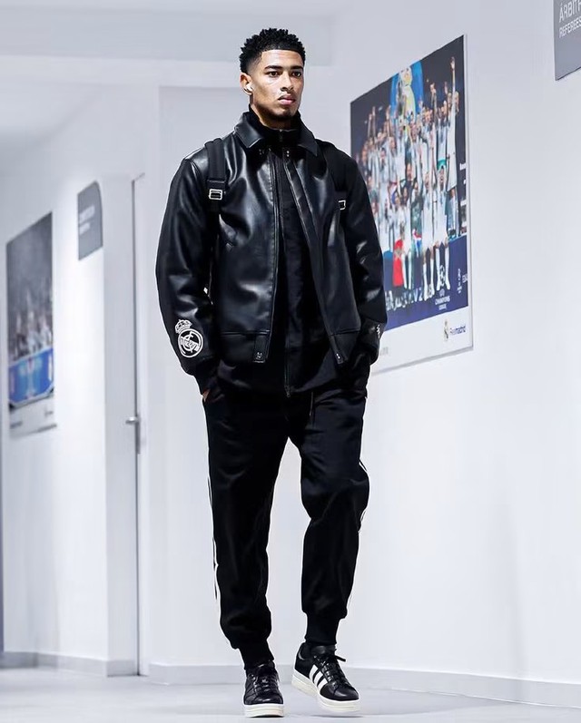 Bạn th&acirc;n tiễn Haaland về nước l&agrave; fashion boy ch&iacute;nh hiệu, ra khỏi s&acirc;n cỏ l&agrave; "con cưng" của Louis Vuitton- Ảnh 15.