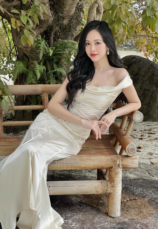 Showbiz Việt có Á hậu xinh đẹp, học vấn khủng "mất tích" suốt 1 năm mà chẳng ai nhận ra! - Ảnh 6.