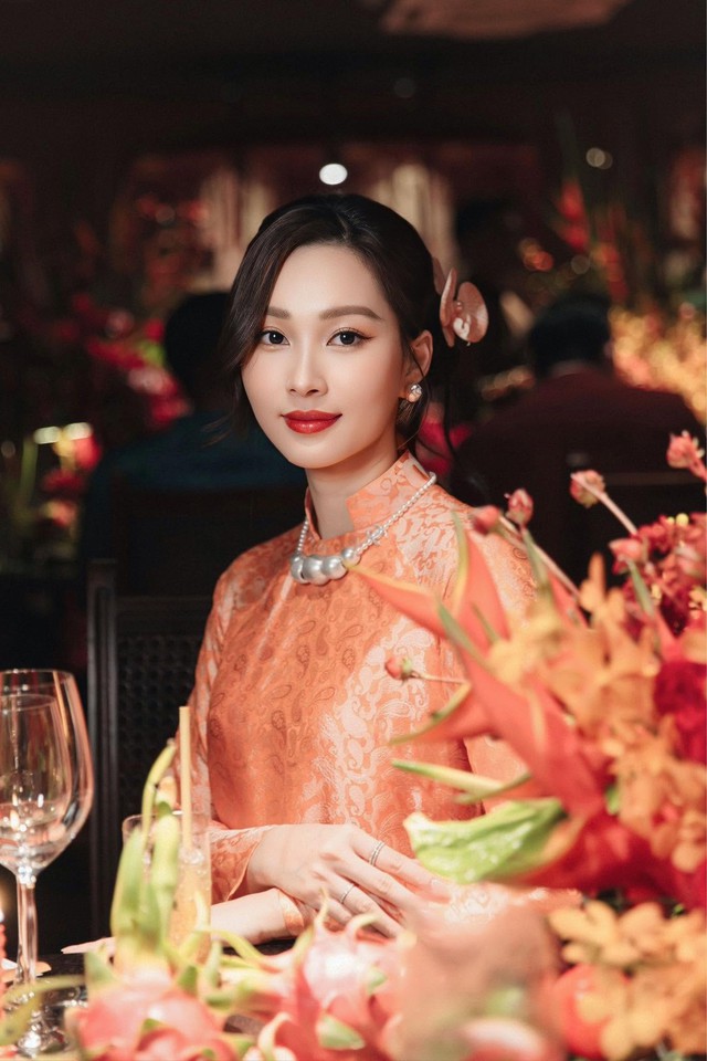 Cô gái người miền Tây kết hôn với Tổng giám đốc tập đoàn bất động sản, sống sung sướng trong penthouse ở phường Bến Nghé - Ảnh 2.