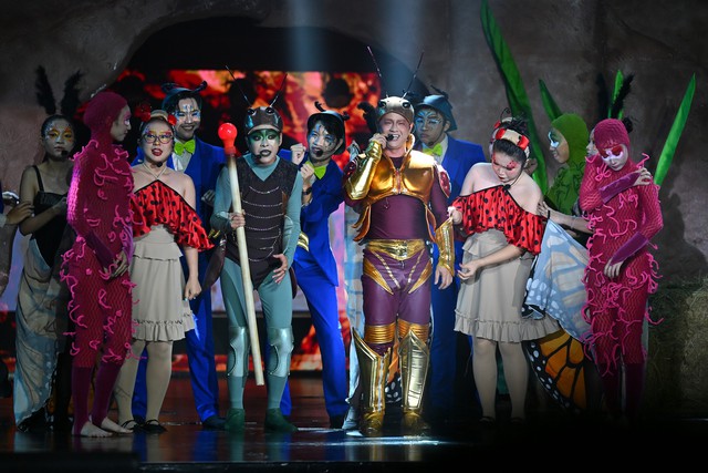"Dế M&egrave;n Ngoại Truyện - C&acirc;u chuyện dưới t&aacute;n cỏ" ra mắt kh&aacute;n giả TP.HCM - Ảnh 2.