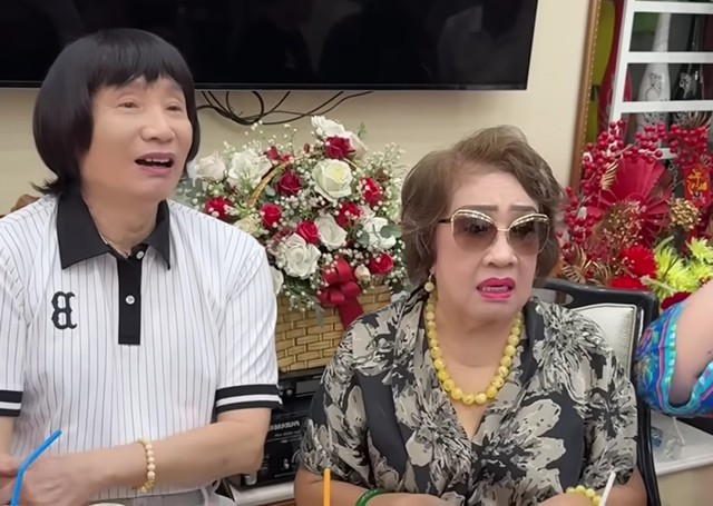 Cặp NSND ngoại hạng tới dự đ&aacute;m giỗ một NSƯT, n&oacute;i 1 c&acirc;u - Ảnh 2.