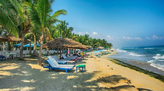 Tưởng ly hôn là hết, ai ngờ chuyến du lịch Đà Nẵng của tôi cùng người yêu mới lại khiến sóng gió nổi lên - Ảnh 1.