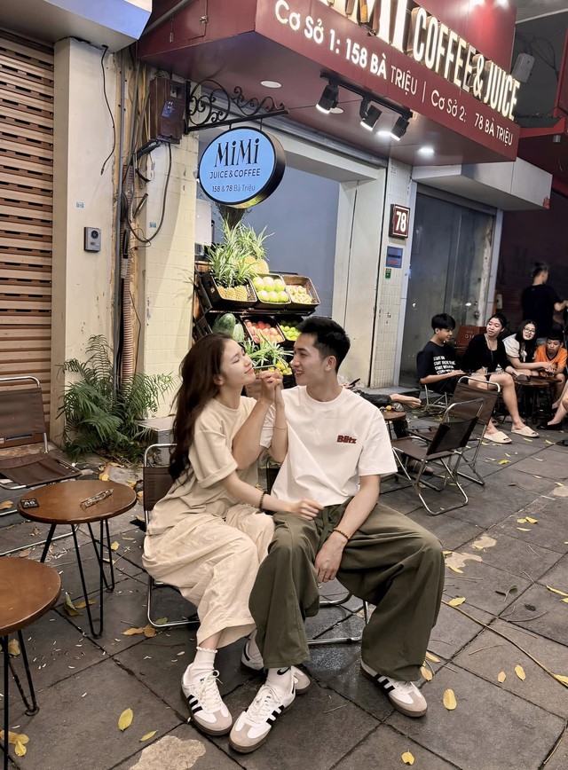 Chuyện xin bố mẹ cưới vợ của chàng trai 2k đang viral MXH: "Mẹ nuôi được 4 chị em con thì mẹ nuôi nốt bạn ấy đi"- Ảnh 3.