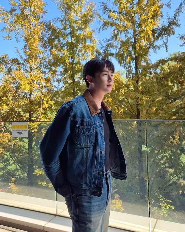 Hoàng tử lai đẹp nhất showbiz từng béo đến vỡ nét, nay khoe body săn chắc khiến fan phấn khích- Ảnh 8.