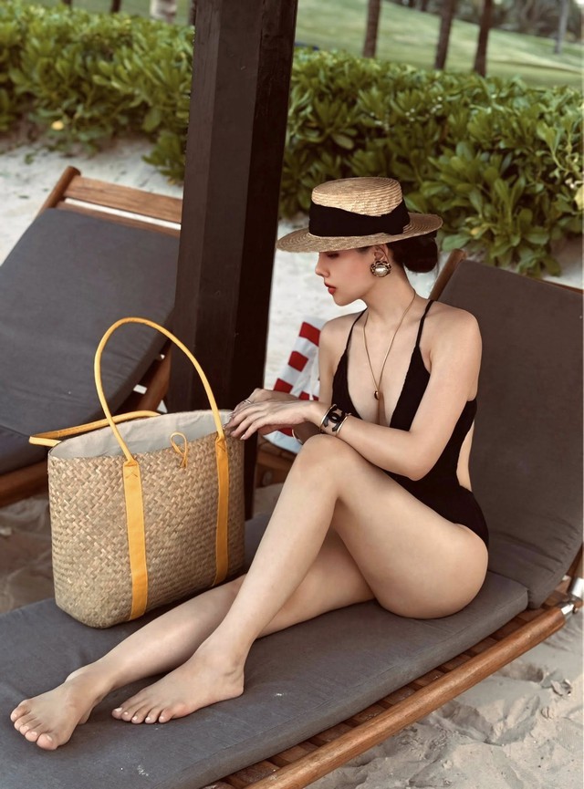 Mỹ nh&acirc;n Việt cưới TGĐ khu nghỉ dưỡng phức hợp Đ&agrave; Nẵng: Kh&ocirc;ng nhận tiền mừng, diện mạo ch&uacute; rể "k&iacute;n như bưng"- Ảnh 10.