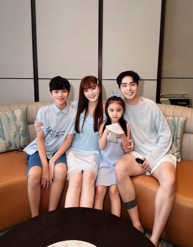 Nữ ca sĩ là mẹ đơn thân có 1 con riêng biết ơn thiếu gia Đà Lạt kém 10 tuổi: "Anh hy sinh cho em" - Ảnh 2.