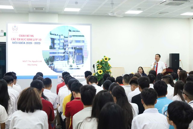 Chào mừng những mảnh ghép mới của đại gia đình THPT Đông Kinh - Ảnh 1.