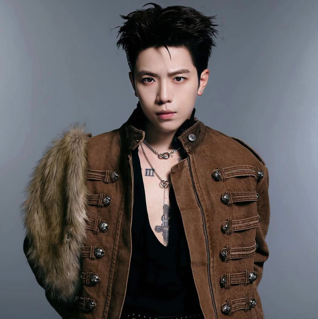 Mỹ nam “ở ẩn” nhất show Chông Gai: Sự nghiệp lận đận, vướng nhiều tranh cãi nhưng cất giọng là gây sởn da gà - Ảnh 10.