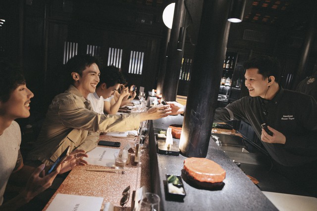Omakase cùng Maison Kitsuné: Nhà cáo ra mắt BST mới cùng dàn KOLs đình đám - Ảnh 13.