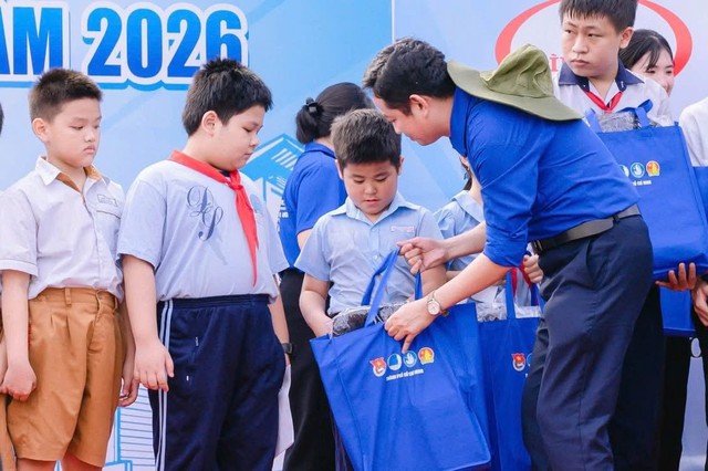 Kỳ nghỉ Hồng lần thứ 25: Lan tỏa yêu thương, đồng hành cùng thanh niên công nhân Thành phố Hồ Chí Minh - Ảnh 4.