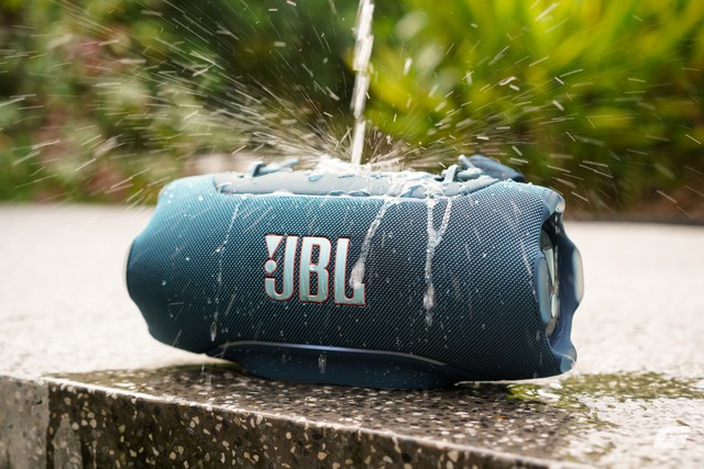 Đây là JBL Xtreme5: Loa tiệc tùng "siêu bass", công suất lớn cho không gian rộng và chống chọi mọi điều kiện thời tiết- Ảnh 14.