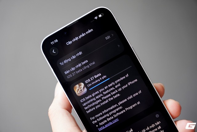 AI chưa đủ để khiến người dùng iPhone Việt chuyển sang Android - Ảnh 2.