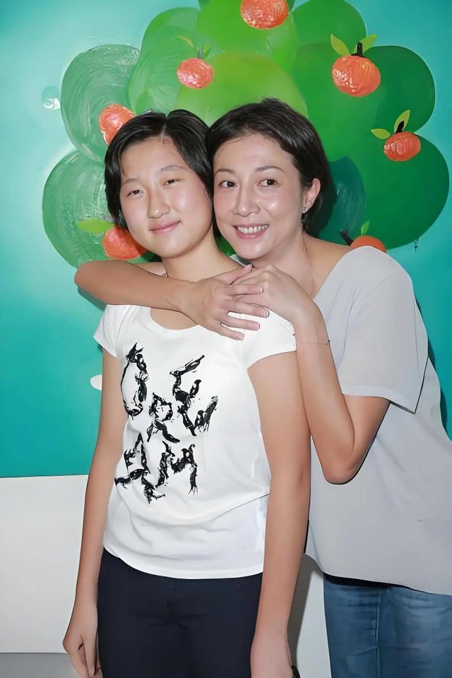 Từng l&agrave; mỹ nh&acirc;n khiến cả showbiz ch&uacute; &yacute;, hoa hậu trải qua 27 năm đầy cay đắng v&igrave; mối t&igrave;nh với Th&agrave;nh Long- Ảnh 4.
