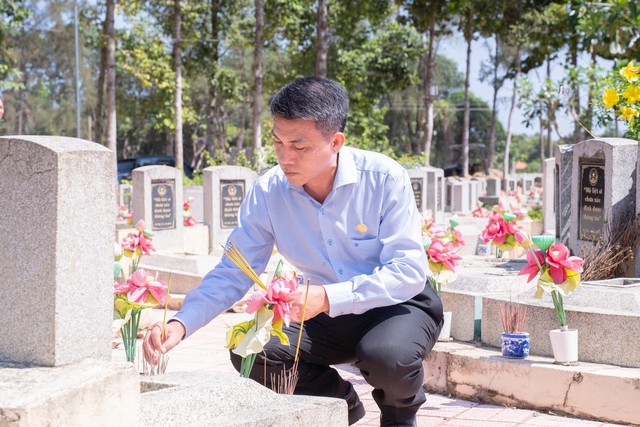 Tuổi trẻ Bệnh viện Chợ Rẫy viết tiếp h&agrave;nh tr&igrave;nh tri &acirc;n tại x&atilde; Dầu Tiếng - Ảnh 1.