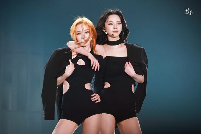 6 tổ hợp kỳ quan của showbiz: Chị em BLACKPINK cạnh nhau l&agrave; h&oacute;a thần, cặp kế thừa di sản nhan sắc sẽ c&ograve;n b&ugrave;ng nổ- Ảnh 9.