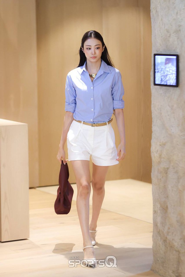 Gái xinh 2K5 được ví như Lee Hyori thế hệ mới, mặc kiểu gì cũng không thoát được "kiếp sang"- Ảnh 7.