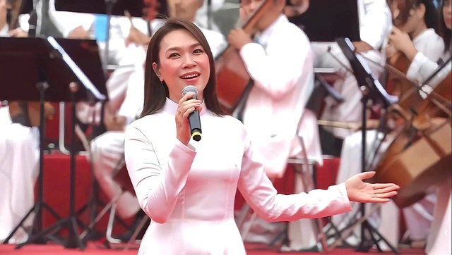 Việt Nam có mỹ nhân cải lão hoàn đồng đỉnh thế này, nổi tiếng tài năng khó mà hết thời - Ảnh 2.