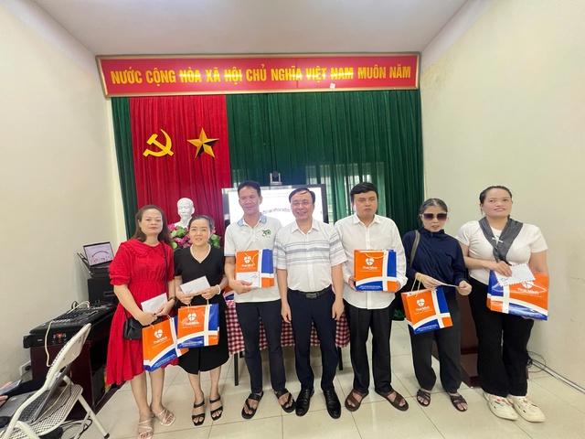 Hành trình hồi sinh kỳ diệu của chi hội người mù liên liên phường Thanh Xuân - Ảnh 1.