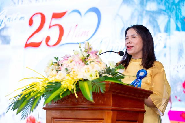 Khóa 38 trường THPT Quảng Xương 1 kỷ niệm 25 năm ngày trở về - Ảnh 17.