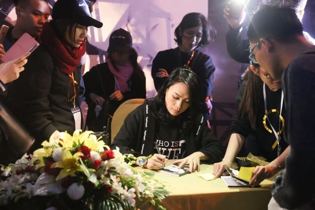 Nữ ca sĩ Việt đầu tiên tổ chức tour quảng bá album: 3 lần làm nên lịch sử ở Mỹ Đình, vị thế hơn 25 năm chưa lung lay- Ảnh 5.