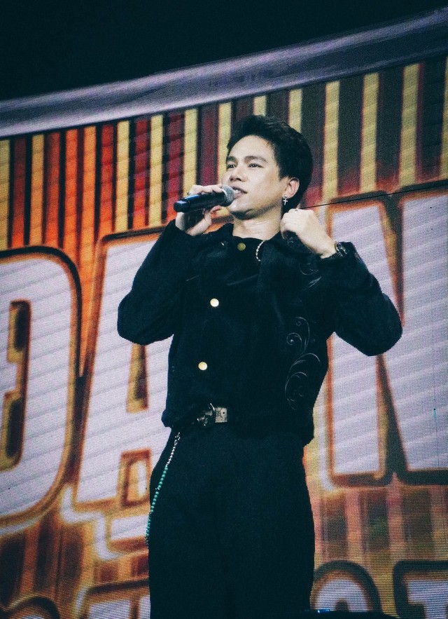Việt Nam có ca sĩ "cất giọng lên là có hit”, nhạc cả nước thuộc mà vẫn lận đận 10 năm- Ảnh 6.