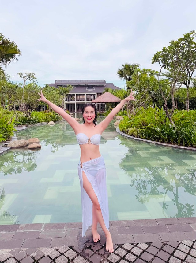 Nàng "Vàng Anh" đình đám 40 tuổi thành đại úy công an, ngày càng đẹp gợi cảm, mạnh mẽ vượt biến cố- Ảnh 6.