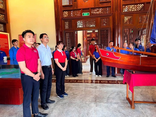 Kỳ nghỉ hồng 2026: Hành trình về nguồn tại Đất Mũi Cà Mau, bồi đắp lý tưởng cho tuổi trẻ Thành phố mang tên Bác - Ảnh 4.