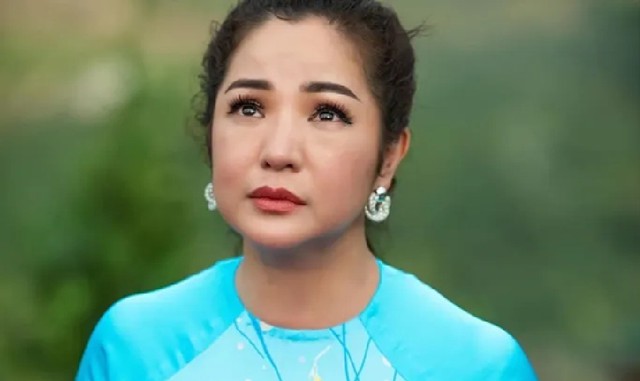 Mẹ đơn thân nói lí do từ chối nhận show ở Việt Nam - Ảnh 2.