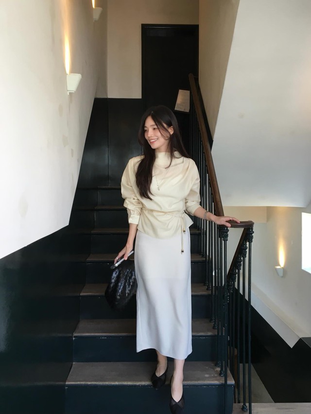 Chỉ cần đúng 4 công thức mix đồ tối giản, chị em sẽ trở thành ngôi sao thời trang công sở - Ảnh 7.