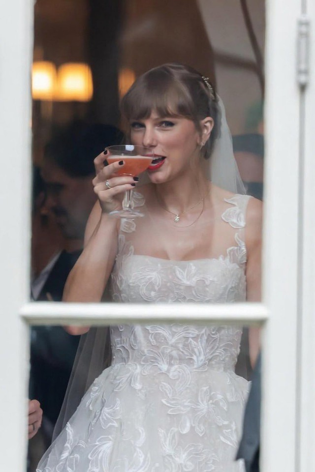 Vừa lấy chồng, Taylor Swift thắng kiện 790 tỷ đồng- Ảnh 5.