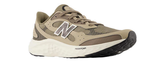 New Balance, Puma, adidas có deal giảm tới 60%: Gợi ý những món đáng xuống tiền từ giày, quần áo đến phụ kiện- Ảnh 2.