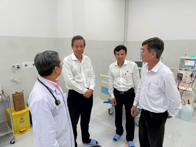 Đơn vị lọc máu tại Côn Đảo: Mở cửa du lịch, thắp sáng ước mơ cho bệnh nhân suy thận - Ảnh 2.