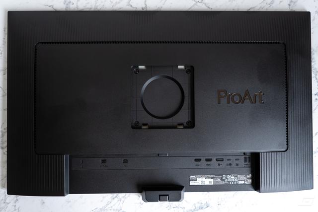 Trải nghiệm ASUS ProArt PA27UCGE: 4K sắc n&eacute;t, 160Hz mượt m&agrave; v&agrave; hai trang bị &ldquo;ch&acirc;n &aacute;i&rdquo; cho giới s&aacute;ng tạo- Ảnh 4.