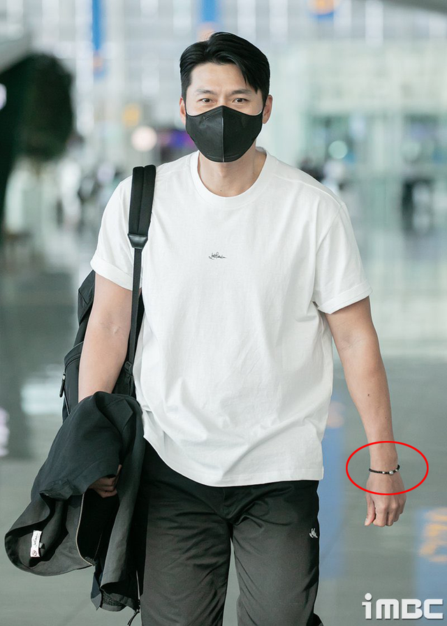 Nhẫn cưới của Hyun Bin lần đầu lộ diện rõ như ban ngày sau 4 năm kết hôn- Ảnh 6.