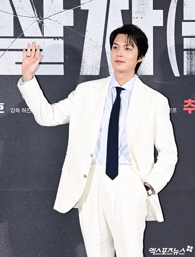 Đ&acirc;y mới ch&iacute;nh l&agrave; Lee Min Ho m&agrave; bao fan m&ecirc; đắm!- Ảnh 3.