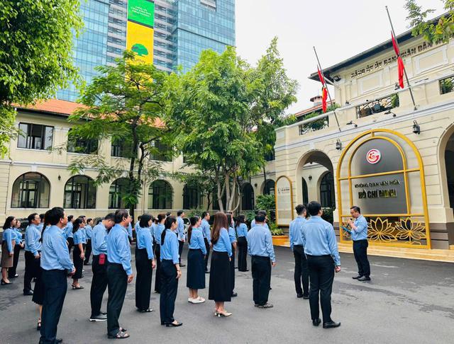 Cơ quan Đảng ủy Ủy ban Nhân dân Thành phố Hồ Chí Minh tưởng nhớ Chủ tịch Quốc hội Lào Saysomphone Phomvihane - Ảnh 2.